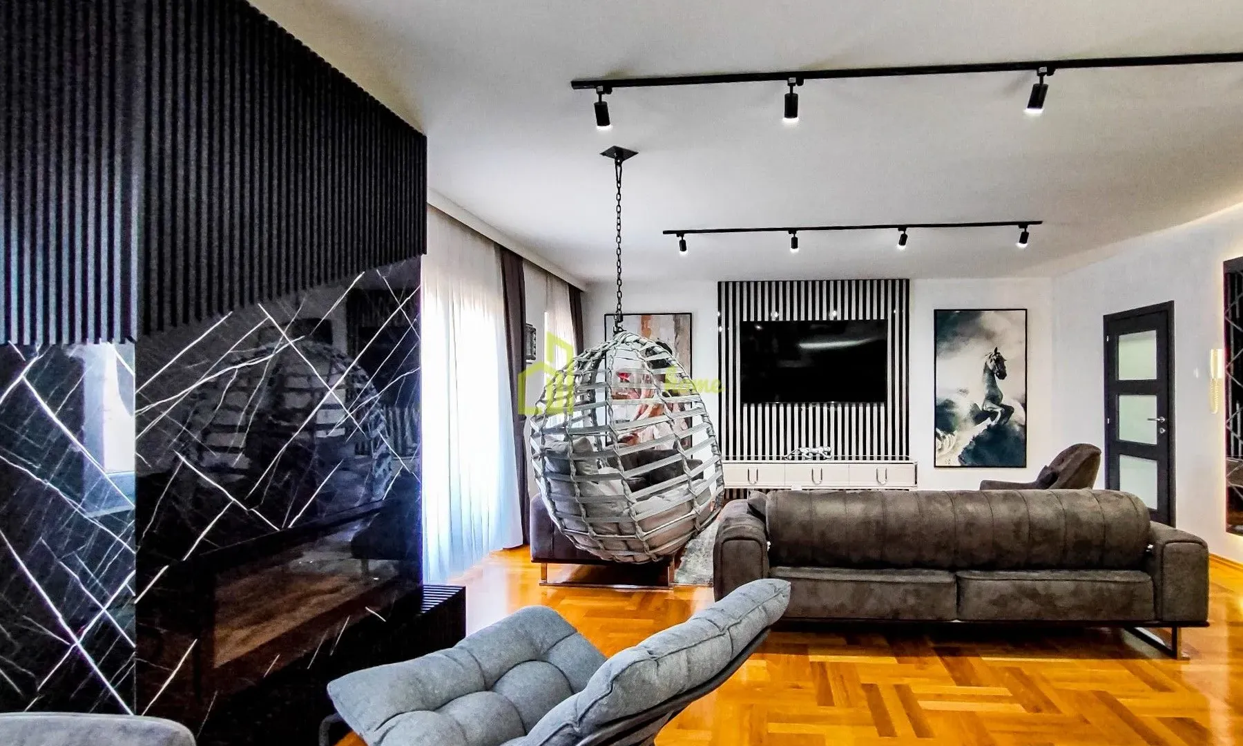 Prodaja, petosoban stan, 147m², Dalmatinska ulica, Podgorica