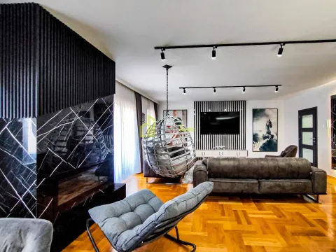 Prodaja, petosoban stan, 147m², Dalmatinska ulica, Podgorica - image 11