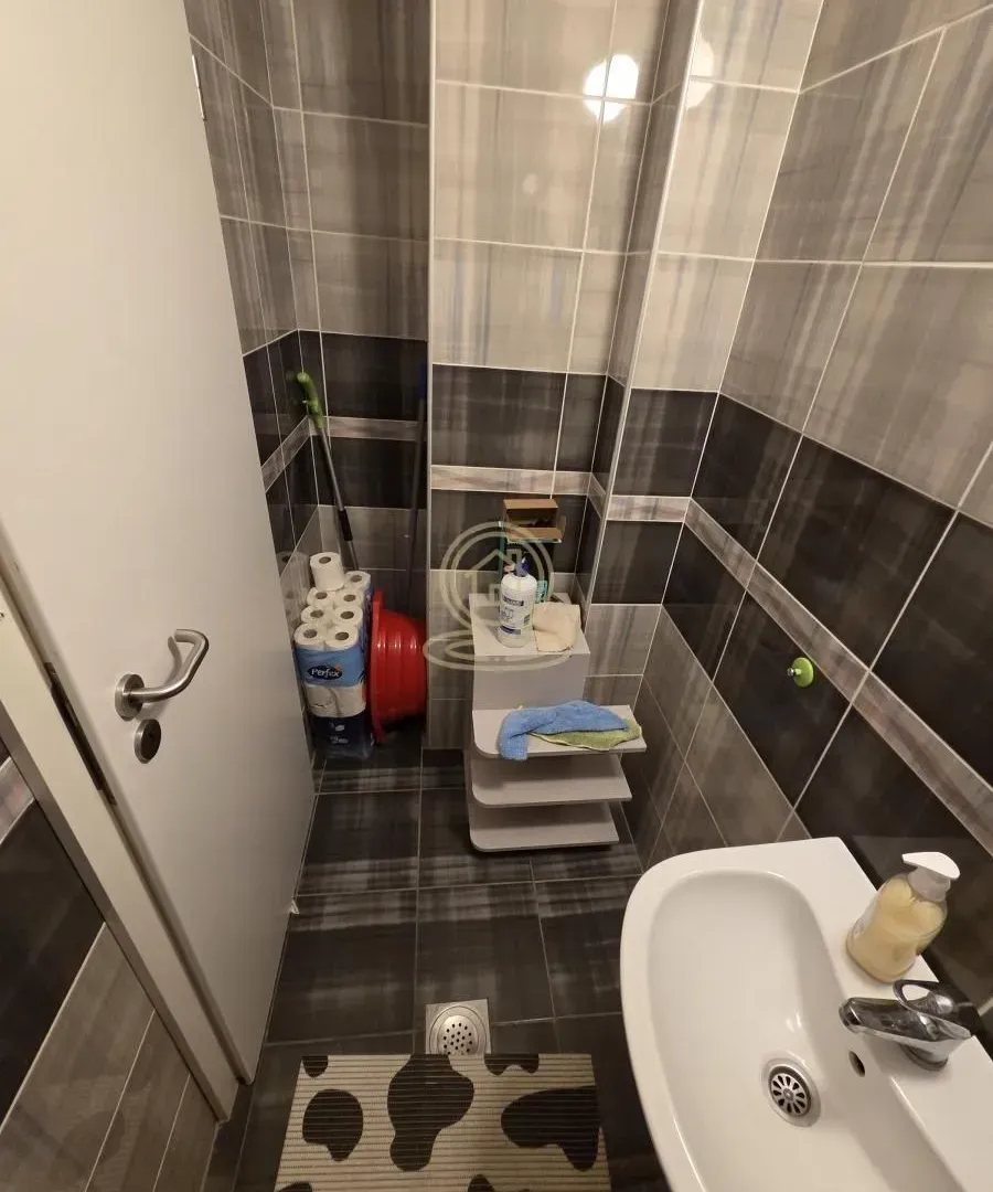Prodaja, trosoban stan, 94m², Medijana, Niš