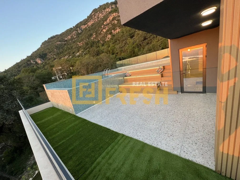 Prodaja, kuća, 480m², Kotor, Crna Gora