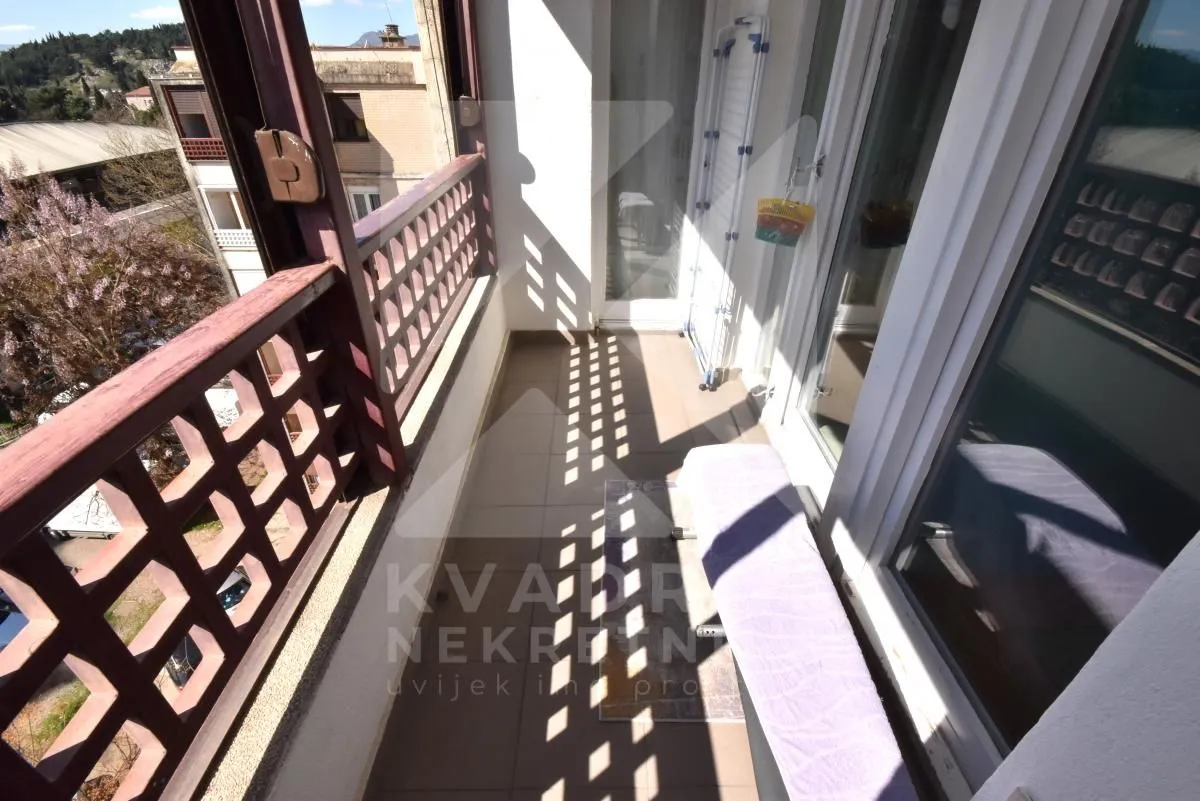 Prodaja, četvorosoban stan, 92m², Lepa Kata, Podgorica