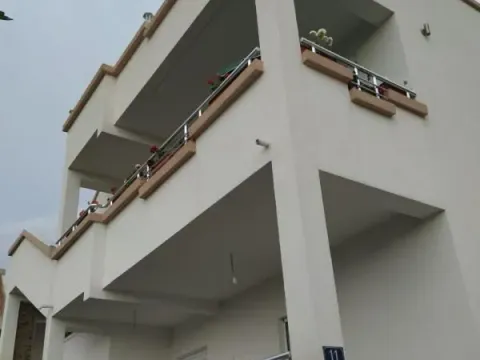 Sale, house, 180m², Bar, Crna Gora - image 2