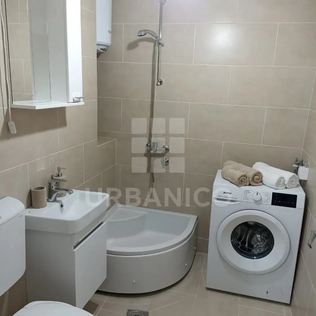 Prodaja, garsonjera, 24m², Baston, Podgorica