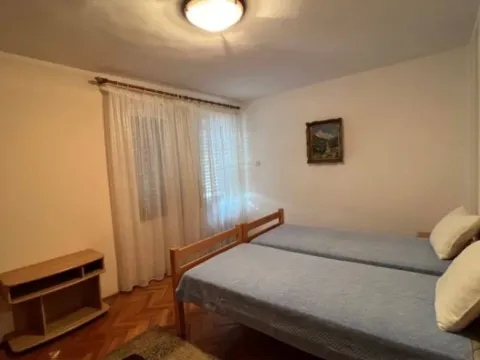 Sale, three bedroom apartment, 105m², Sutomore, Bar - image 4