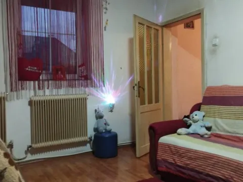 Sale, house, 320m², Kula, Srbija - image 9