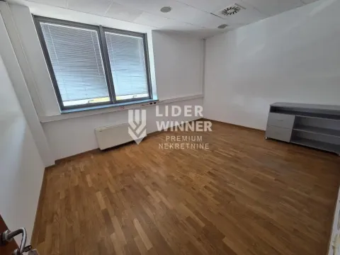 Rent, office space, 330m², Bezanijska Kosa 1, Bežanijska Kosa Sve Podlokacije - image 2