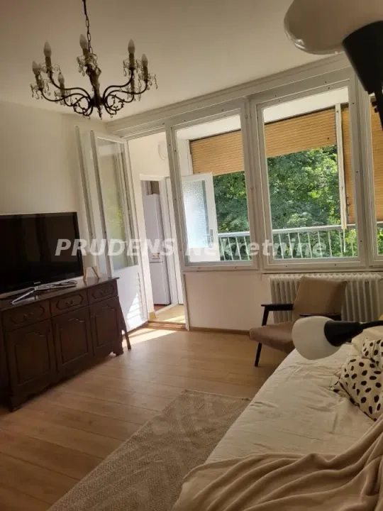 Rent, three bedroom apartment, 56m², Šumice, Beograd