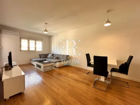 Izdavanje, dvosoban stan, 75m², Central Point, Podgorica - image 5