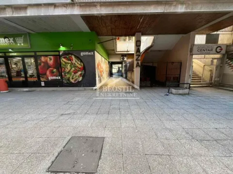 Izdavanje,  poslovni prostor, 45m2, Centar, Smederevo