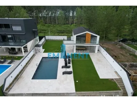 Prodaja, kuća, 200m², Surčin, Beograd - image 2