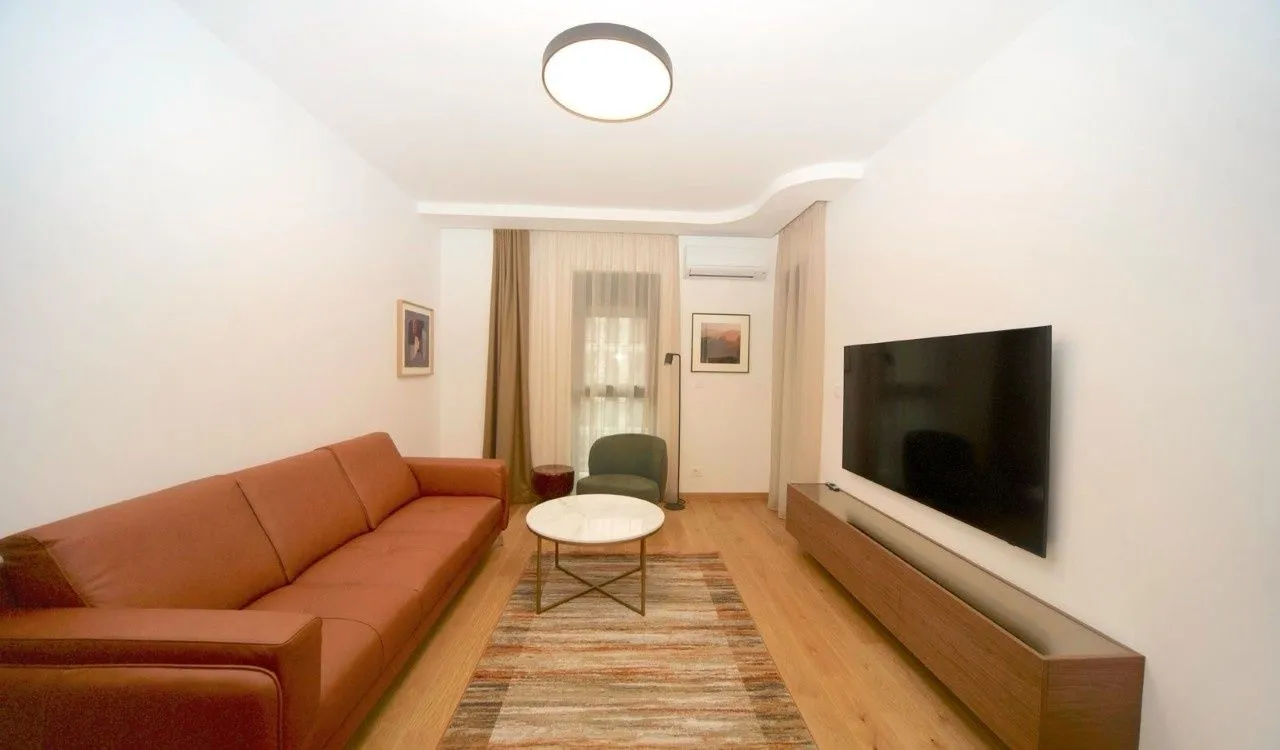 Izdavanje, jednosoban stan, 47m², City Kvart, Podgorica