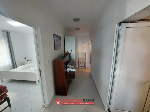 Sale, three bedroom apartment, 85m², Sveti Stefan, Budva - image 10