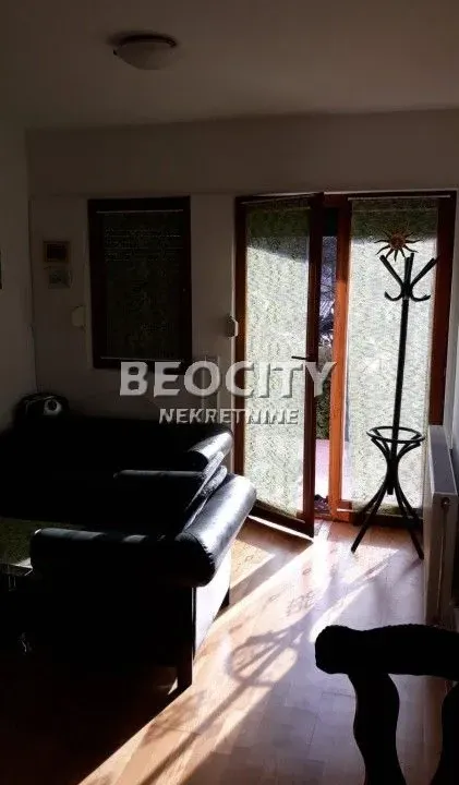 Prodaja, dvosoban stan, 50m², Sloboda, Zlatibor