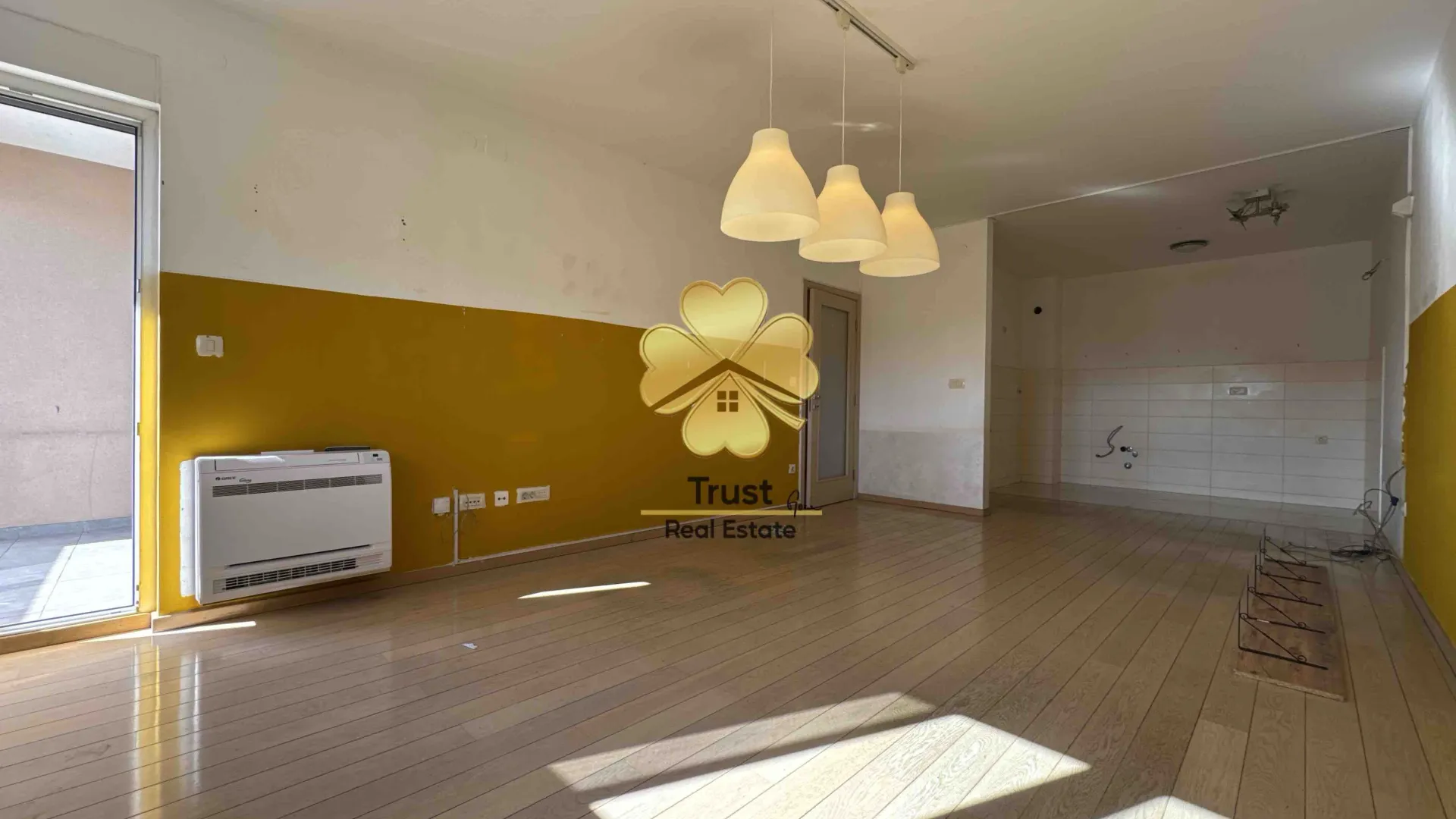 Rent, two bedroom apartment, 76m², City Kvart, Podgorica