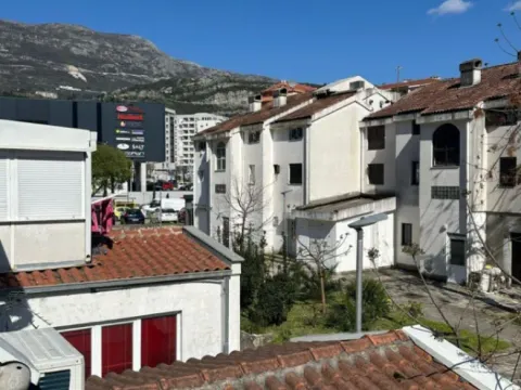 Prodaja, jednosoban stan, 41m², Dubovica, Budva - image 11