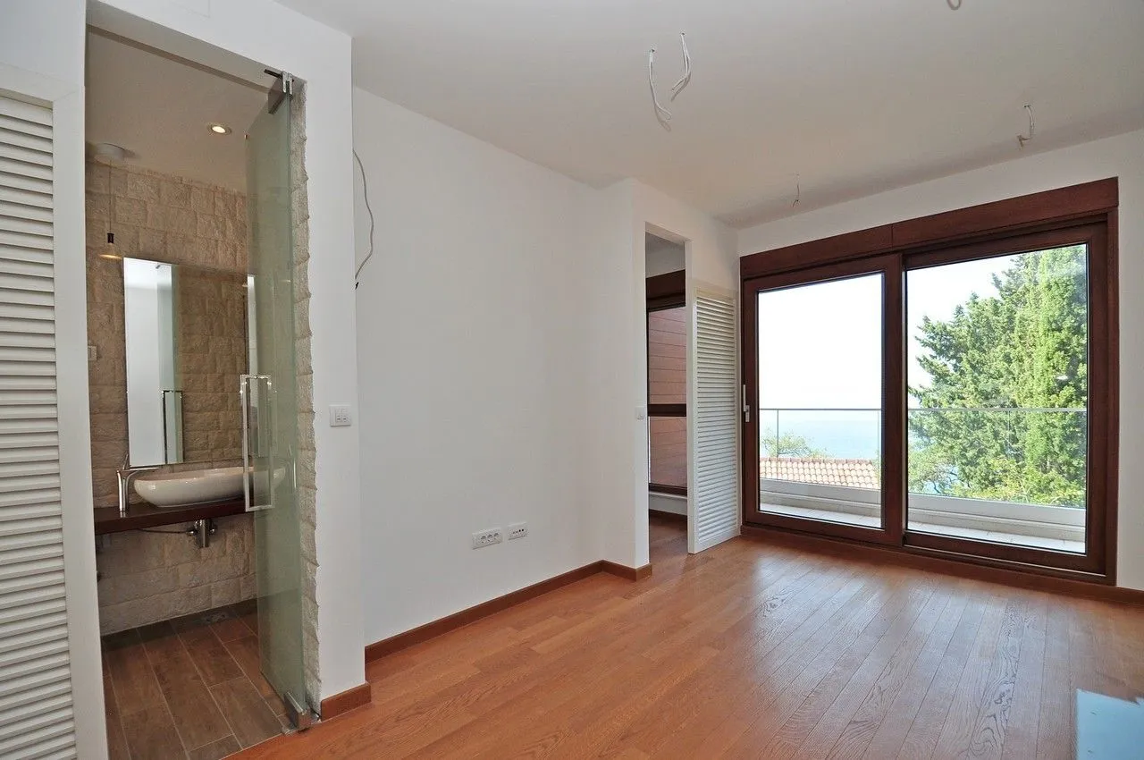 Sale, house, 258m², Reževići, Budva