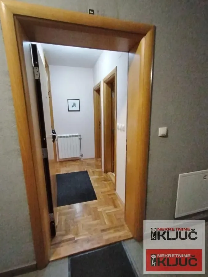 Izdavanje, jednosoban stan, 35m², Nova Detelinara, Novi Sad Sve Podlokacije