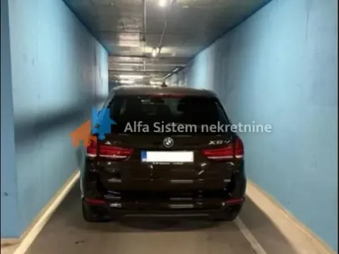 Izdavanje, trosoban stan, 80m², Stari Grad, Beograd - image 16