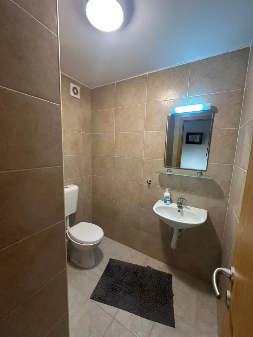 Prodaja, dvosoban stan, 69m², Centar, Bar