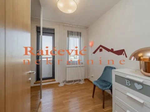 Rent, four bedroom apartment, 98m², Zvezdara Sve Podlokacije, Beograd - image 15