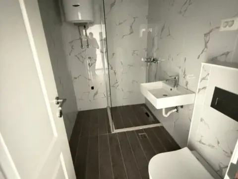 Prodaja, trosoban stan, 90m², Zagorič, Podgorica - image 4