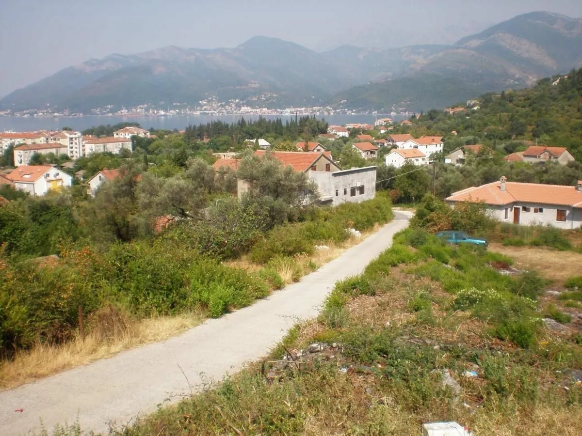 Prodaja, plac, 800m², Tivat, Crna Gora
