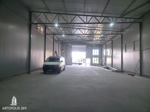 Rent, office space, 370m², Čukarica, Beograd - image 9