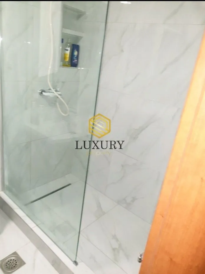 Izdavanje, dvosoban stan, 98m², 1 maj, Podgorica
