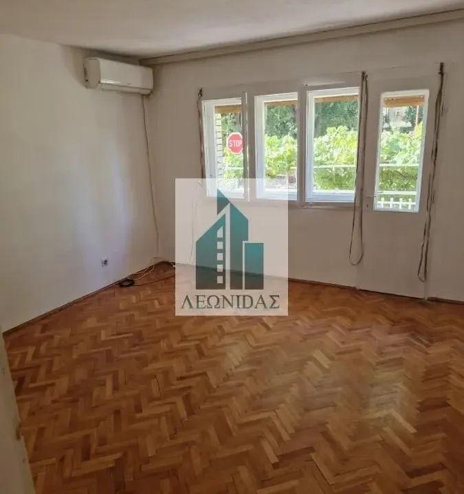 Prodaja, kuća, 258m², Ćele Kula, Niš