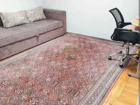 Izdavanje, trosoban stan, 100m², Stari Aerodrom, Podgorica - image 4