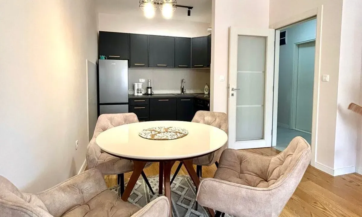 Rent, apartment, 49m², Central Point, Podgorica