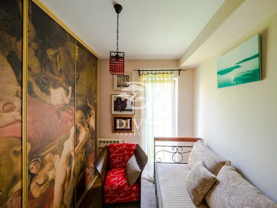 Prodaja, trosoban stan, 81m², Dedinje Beli Dvor, Dedinje Sve Podlokacije