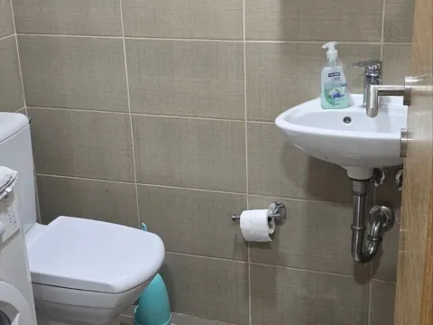 Rent, two bedroom apartment, 72m², Dubovica, Budva - image 8