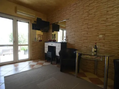 Sale, house, 260m², Muo, Kotor - image 10