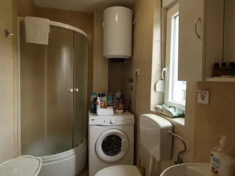Prodaja, garsonjera, 20m², Centar, Tivat - image 7