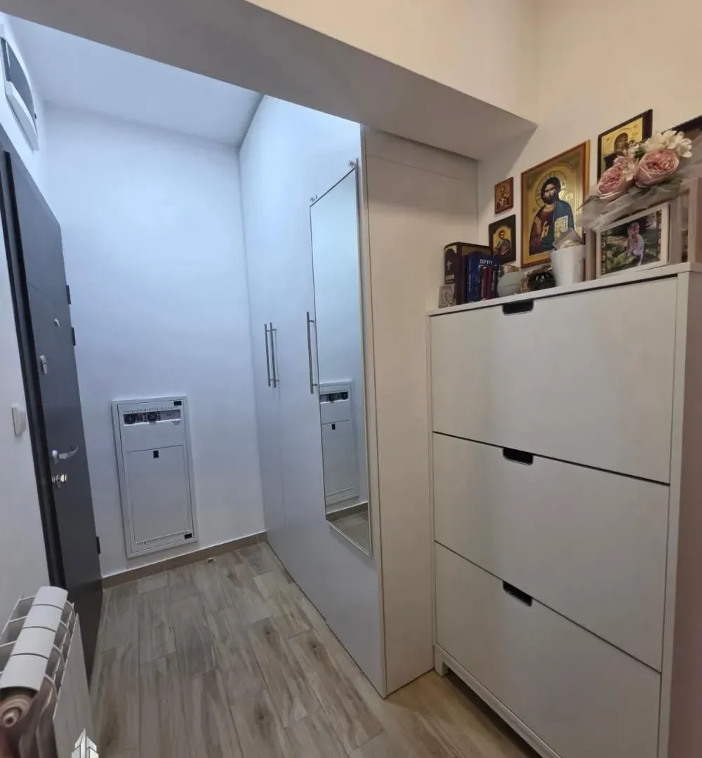 Prodaja, dvosoban stan, 44m², Ledine, Beograd