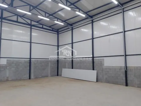 Rent, office space, 192m², Resnik, Beograd - image 7