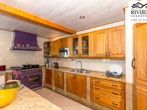 Sale, house, 226m², Podi, Herceg Novi - image 17