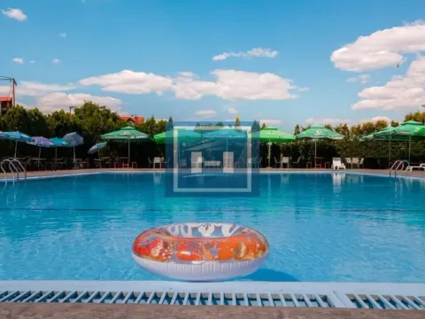 Prodaja, poslovni prostor, 69m², Ražanj, Srbija - image 25