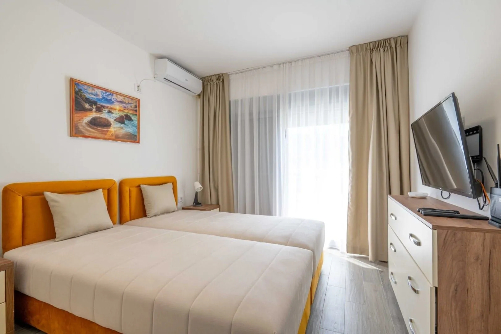 Sale, house, 272m², Utjeha, Bar