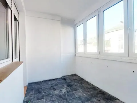 Rent, three bedroom apartment, 73m², Savski Venac, Beograd - image 5