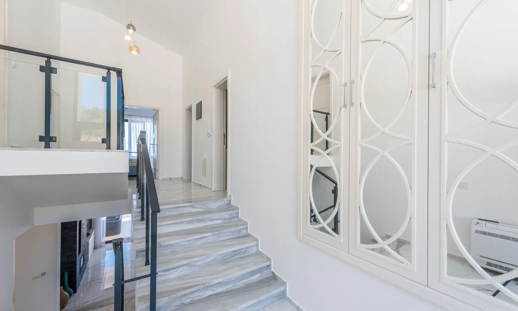 Sale, house, 360m², Utjeha, Bar