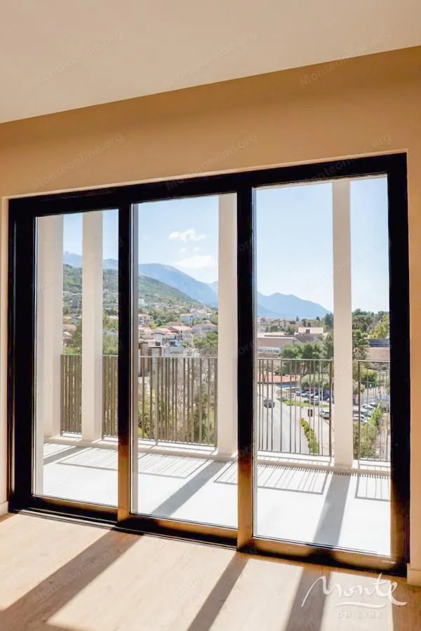 Prodaja, dvosoban stan, 88m², Porto Montenegro, Tivat