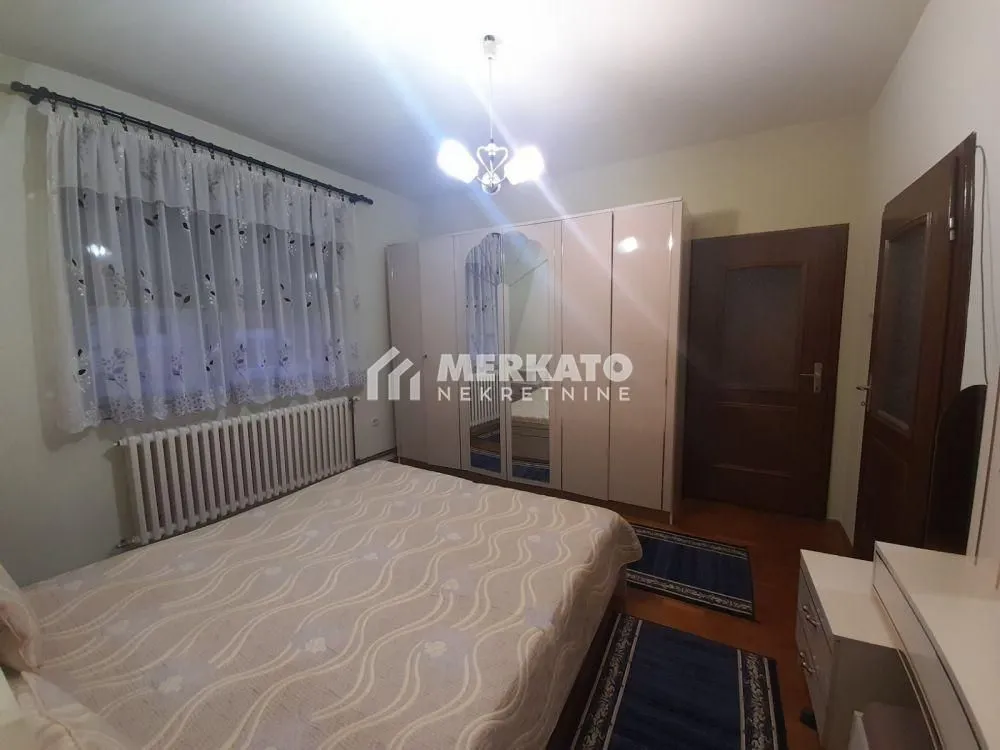 Prodaja, kuća, 369m², Centar, Zrenjanin
