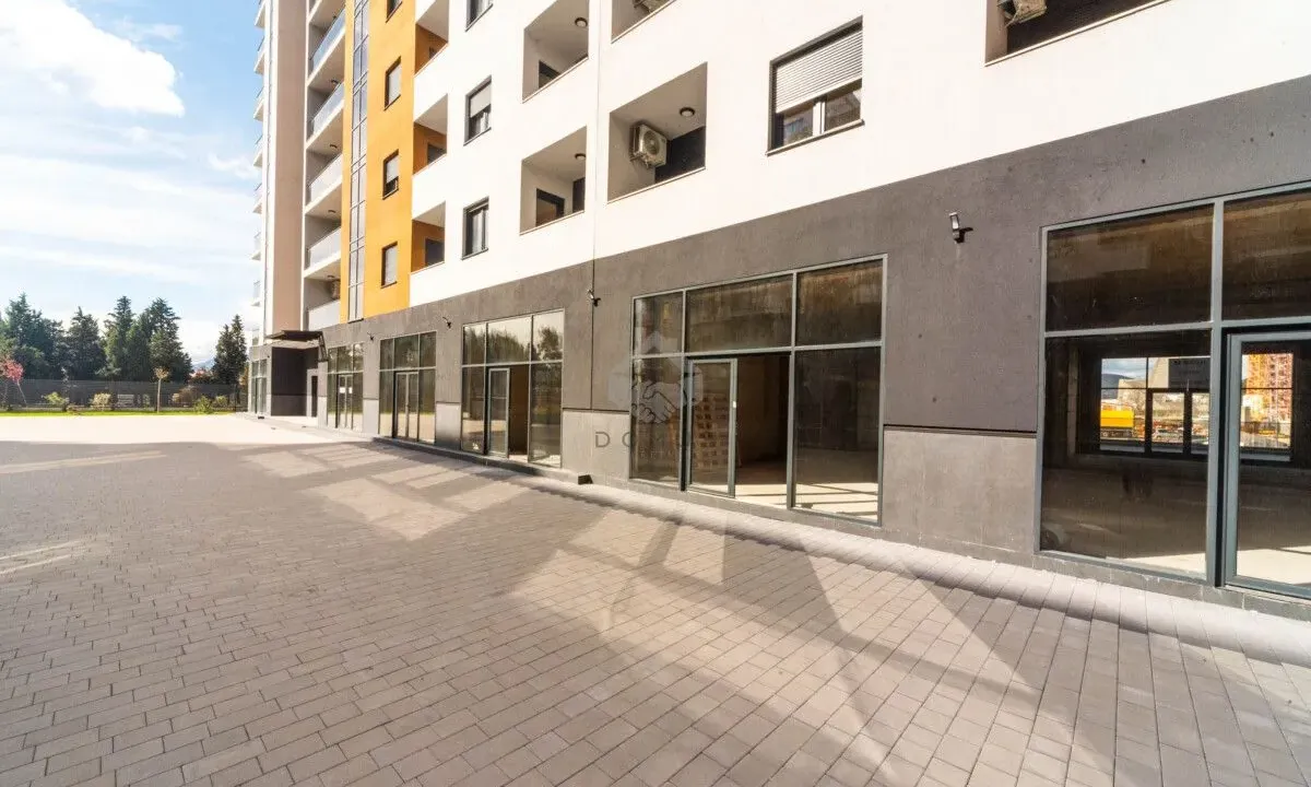 Sale, office space, 105m², Stari Aerodrom, Podgorica