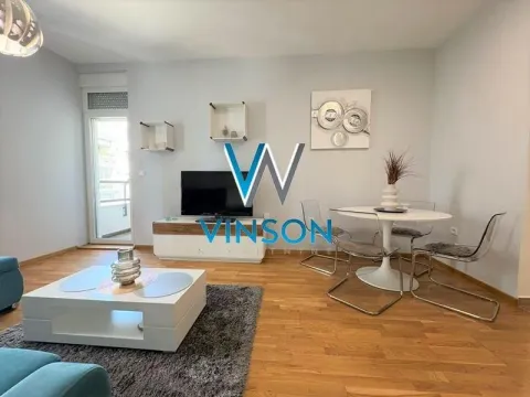 Izdavanje, trosoban stan, 57m², Centar, Novi Sad - image 6