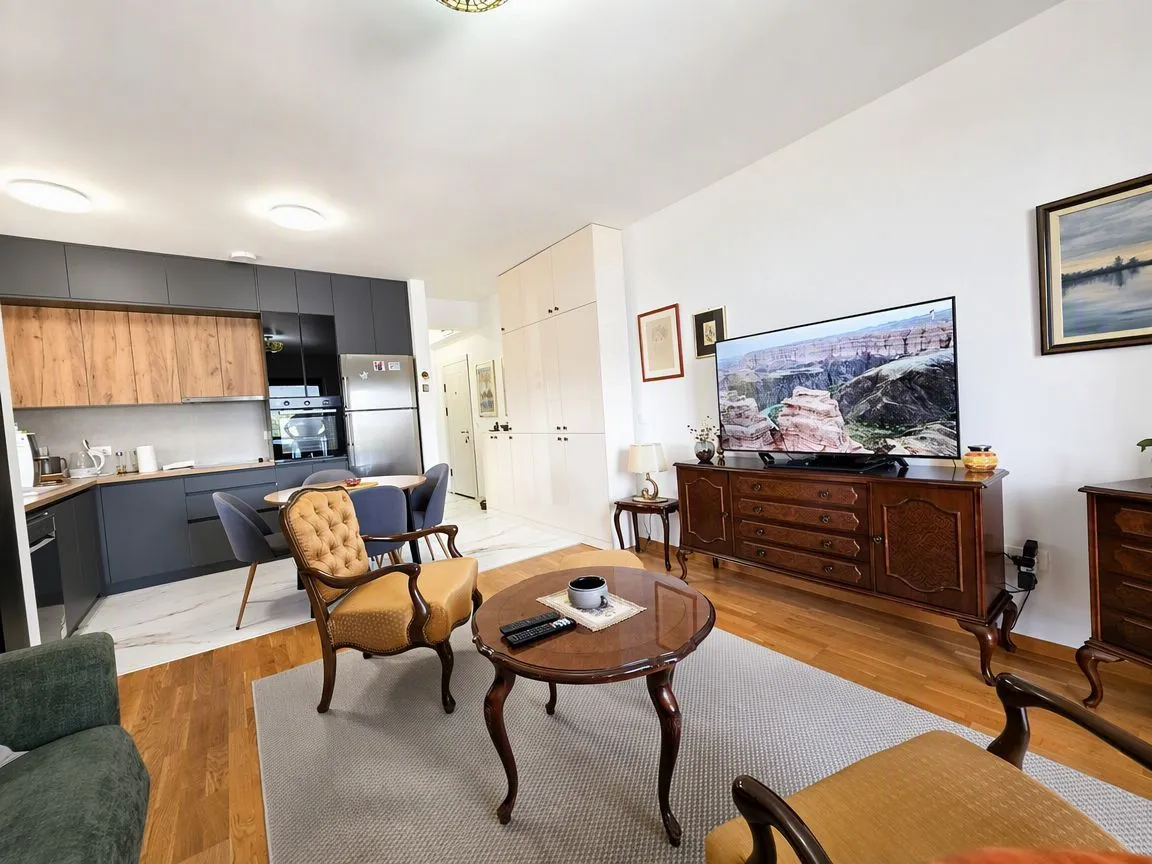 Prodaja, jednosoban stan, 51m², Đuraševići, Tivat