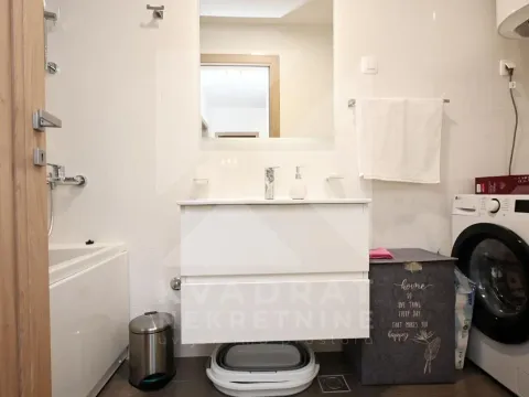 Rent, two bedroom apartment, 70m², Master Kvart, Podgorica - image 10