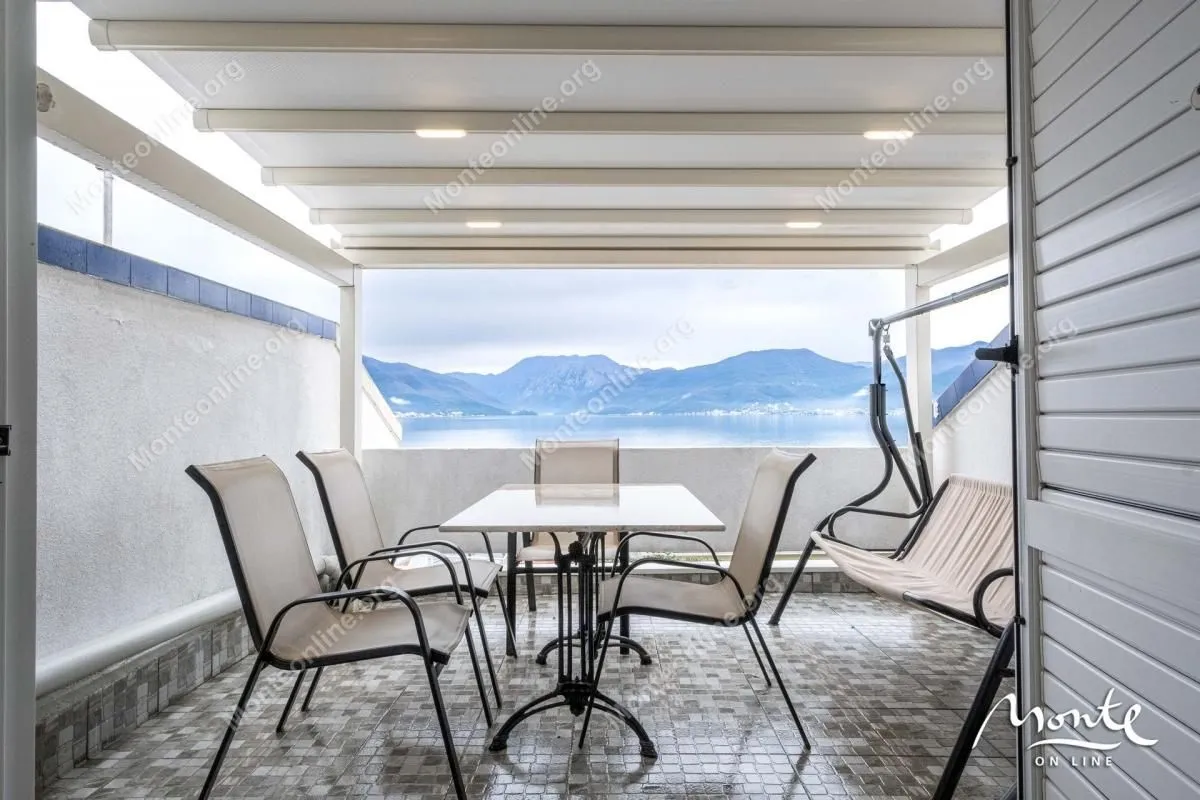 Prodaja, dvosoban stan, 55m², Krašići, Tivat