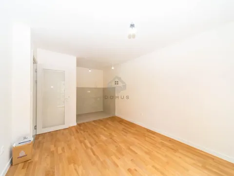Izdavanje, jednosoban stan, 40m², Pobrežje, Podgorica - image 3